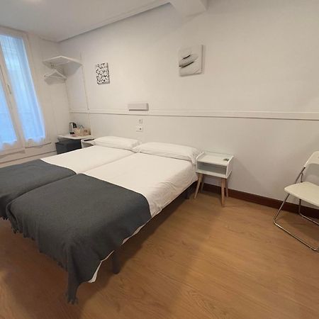 Pension Santa Clara San Sebastian Bagian luar foto